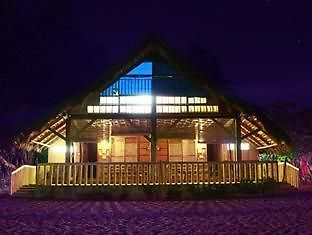 Crystal Beach Resort San Narciso Екстериор снимка