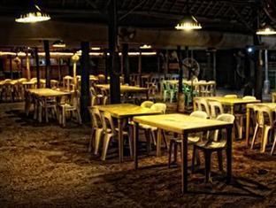 Crystal Beach Resort San Narciso Екстериор снимка